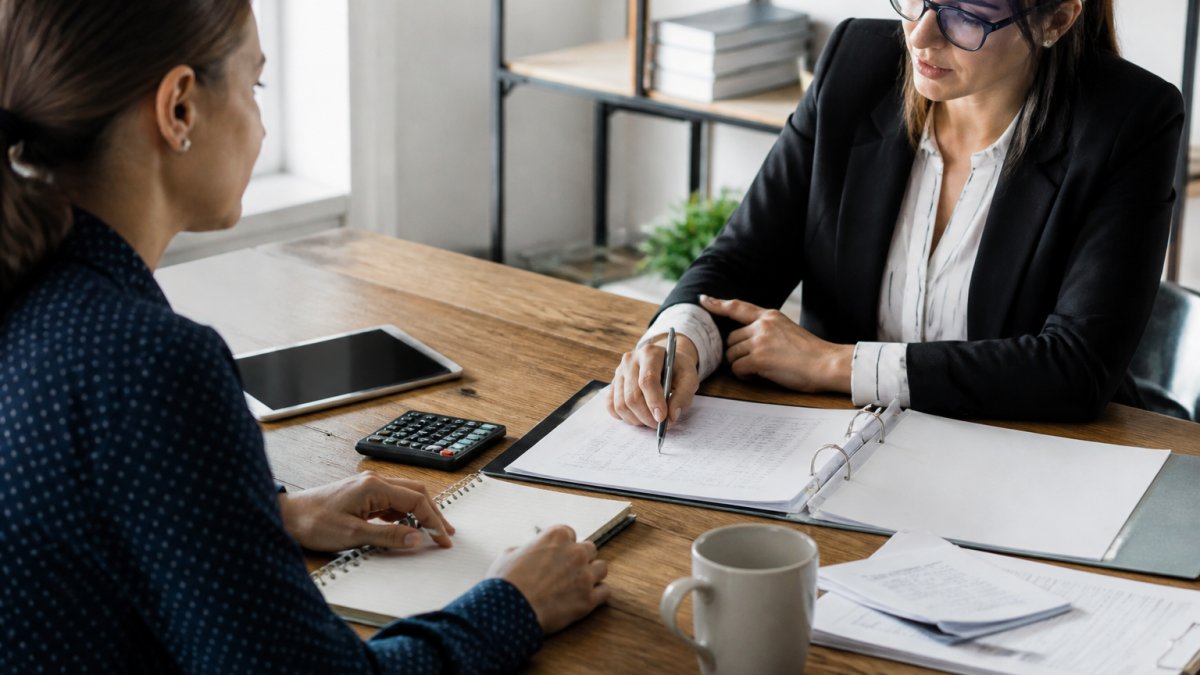 How Do You Prepare for Your First Bookkeeper Meeting?